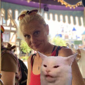 Meet your Posher, Beth